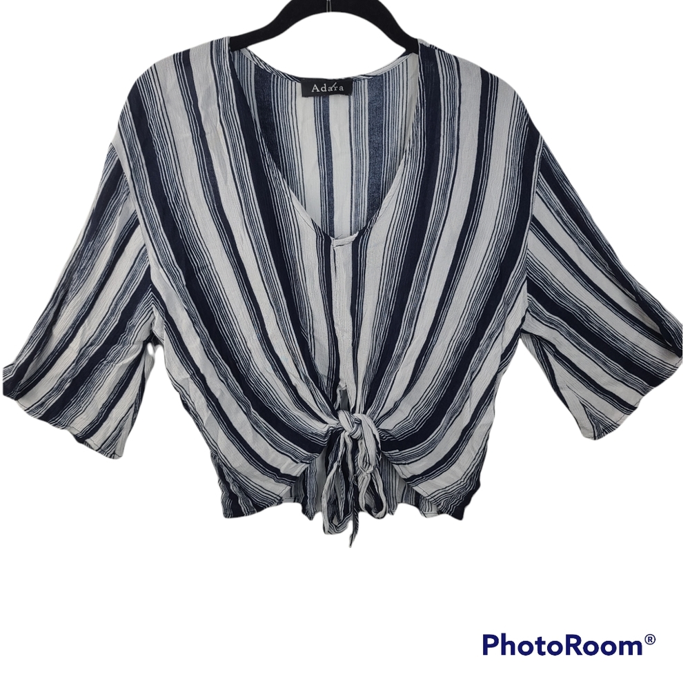 NWOT Adara Blue Striped 3/4 Sleeve Cropped Top Womens M Ties Waist PRICE FIRM